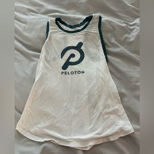 Peleton Tank